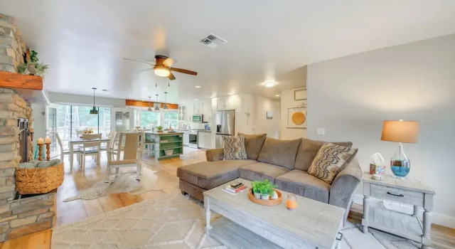 Charming Idaho Home w/ Hot Tub, Near Beaches!