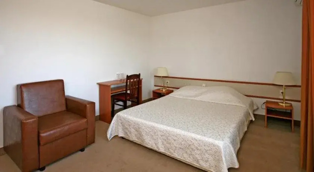 Orbita Palace, Book Hotel Hotels in Pleven with Breakfast, Breakfasts