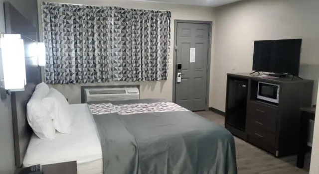 Crescent Park Motel & Suites, Rezervați Motel Hoteluri în Littlefield cu parcare, Parcare