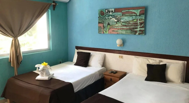 Четырёхместный номер Economy с балконом Agave Azul - Grand Cozumel, Hotel and Diving