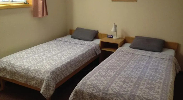 Ponderosa Resort, Prenota Resort Lago Canim Cariboo Chilcotin Coast