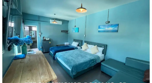 Трёхместный номер Standard с балконом The One House