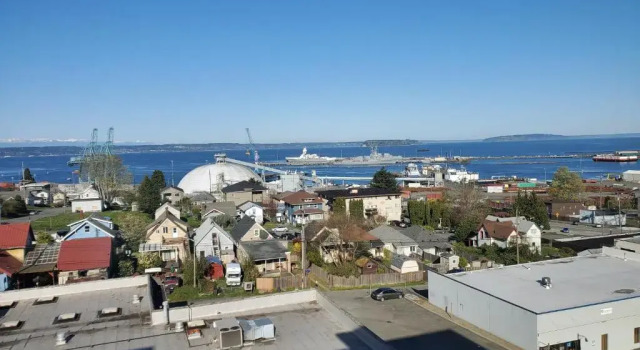 Номер Standard с видом на воду Hampton Inn Seattle/Everett Downtown
