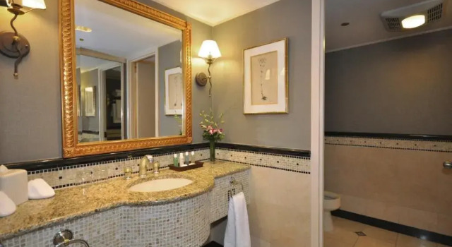 Четырёхместный номер Standard The Whitehall Hotel - BW Premier Collection