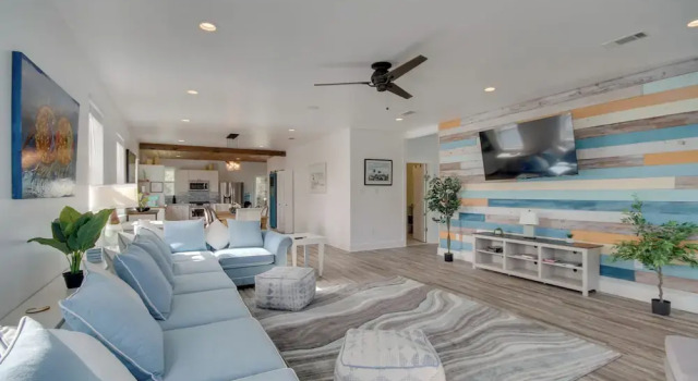 Коттедж Sunny Waveland Home Rental w/ Pool: Walk to Beach!