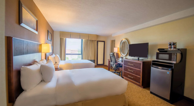 DoubleTree by Hilton Philadelphia Airport, Buchen Sie Hotel Philadelphia Philadelphia und Umgebung