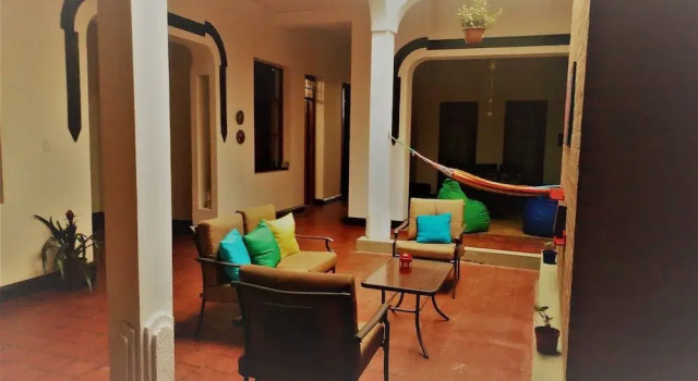 Tikay Cafe Hostel
