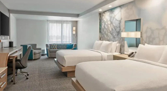 Четырёхместный люкс Courtyard Denver Aurora