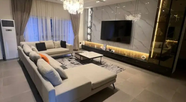 Апартаменты Luxurious 3 Bedroom Apartment in Victoria Island, Lagos