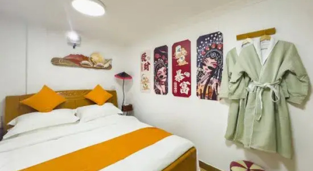 Люкс Deluxe Miss Ruo's small courtyard homestay