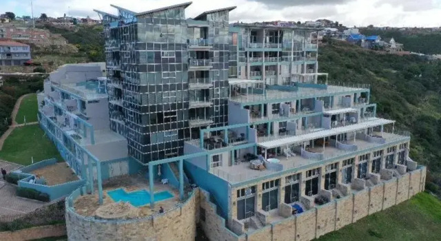 Luxury Nautica Suite 003 (Adults Only), Забронировать Отель Отели Mossel с парковкой, Парковка