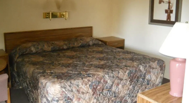 Tomahawk Lodge