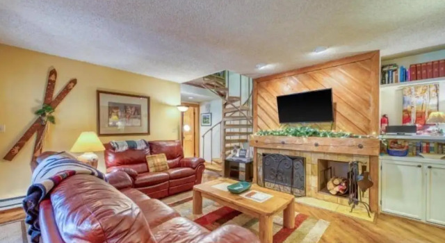 Номер Standard с 2 комнатами с балконом 2 Bedroom Condo in Keystone - West Keystone