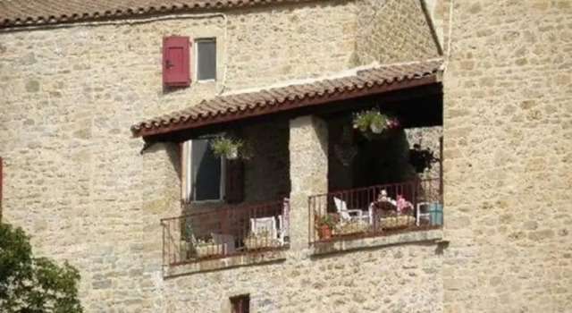 La Terrasse de Peyre, Book Hotel Comprégnac Aveyron