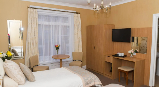 Семейный номер Standard Kingston Theatre Hotel