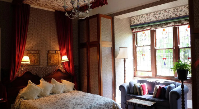 Jambo Guest House, Забронировать Гостевой дом Гостевые дома Кейптауна, рядом с Signal Hill Noon Gun, Гостевой дом