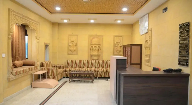 Hotel Oasis Jaisalmer, Забронировать Отель Отели штата Раджастхана с парковкой, Парковка