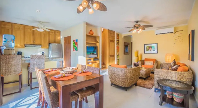 Апартаменты Margaritas Penthouse Condo