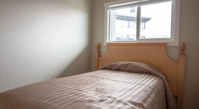 Люкс Deluxe Okanagan Royal Park Inn by Elevate Rooms