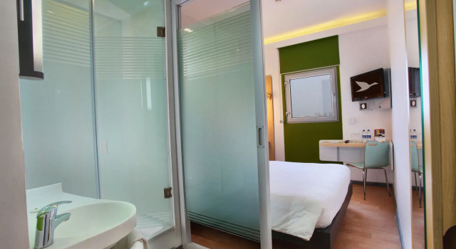 Hotel Caspia Pro Greater Noida