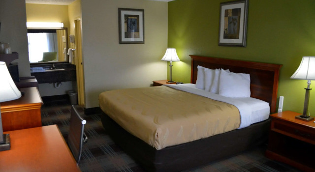 Двухместный номер Standard Quality Inn Savannah Midtown
