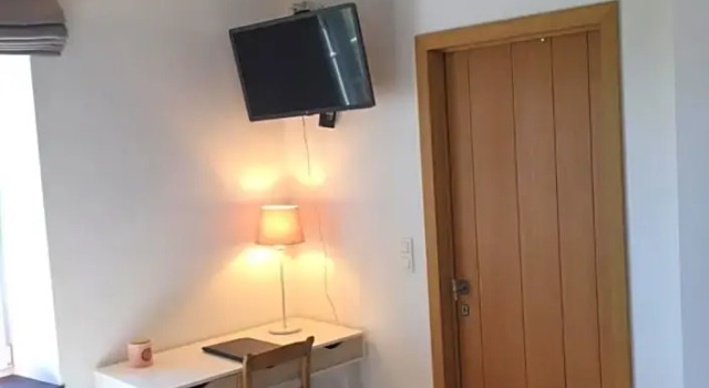 B&B Pegasus II - Chambre familiale de luxe avec sauna privatif et coin repas, Забронировать Отель «постель и завтрак» Вьельсальм Land of Vielsalm and Gouvy
