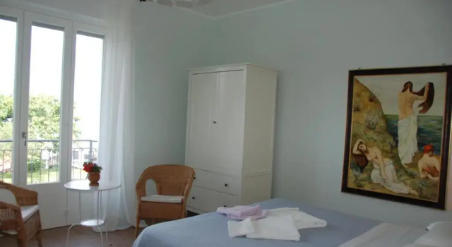 B&B Cherry En Rose, Prenota Bed & breakfast Lezzeno Como