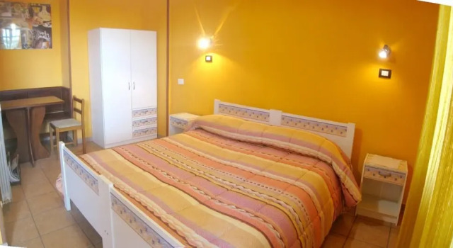 Studio in Modica, With Pool Access, Enclosed Garden and Wifi - 15 km F, Book Hotel Hotels in Sicily with a Pool, Swimming Pool