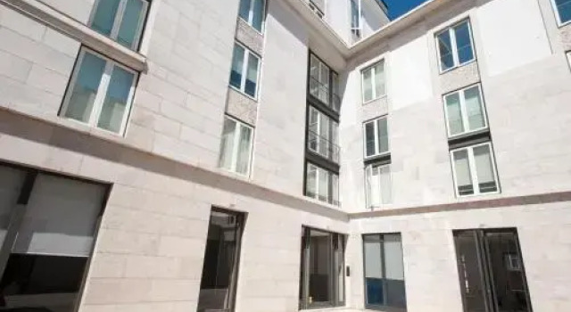 Portuguese Living Chiado Penthouse, Забронировать Отель Отели Лиссабона с парковкой, рядом с Money Museum, Парковка