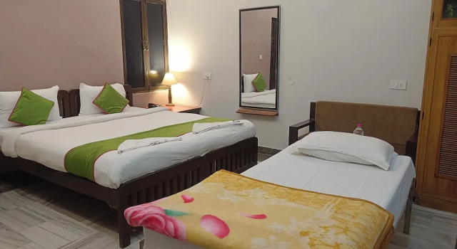 Трёхместный семейный номер Standard Hotel Everest Pushkar