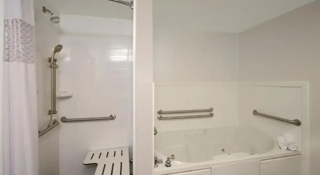 Люкс Hampton Inn Hagerstown-Maugansville