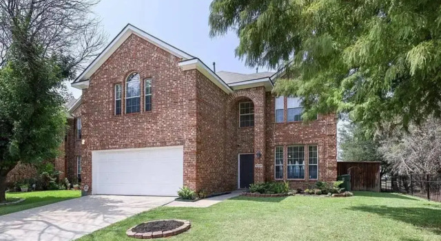 Modern 3BR House - Game Room, Office, Backyard