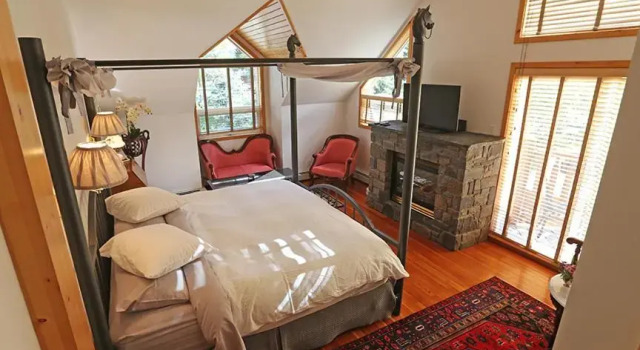 Номер Deluxe Beaujolais Boutique B&B at Theas House- Adults Only
