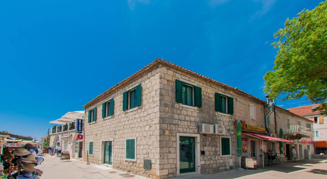 Bazzar Apartments, Забронировать Апартаменты/квартира Трогир Ciovo Island