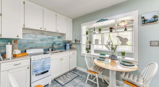 Апартаменты 1 Mi to Upham Beach Park: Cozy St Pete Beach Apt!