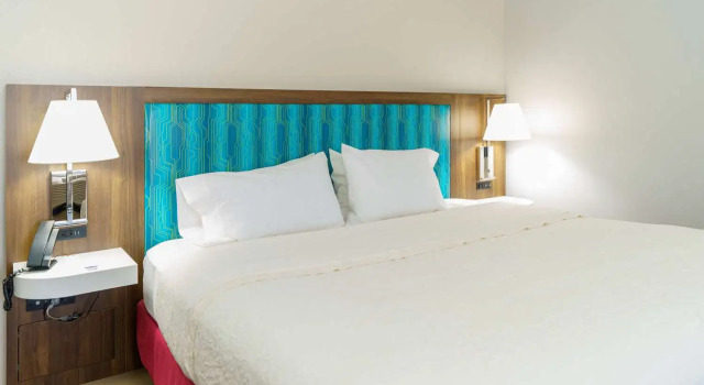 Номер Standard Hampton Inn Garden City