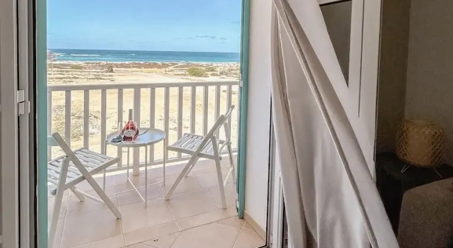 Апартаменты Comfort с 4 комнатами oceanfront Papaya Apartments Boa Vista