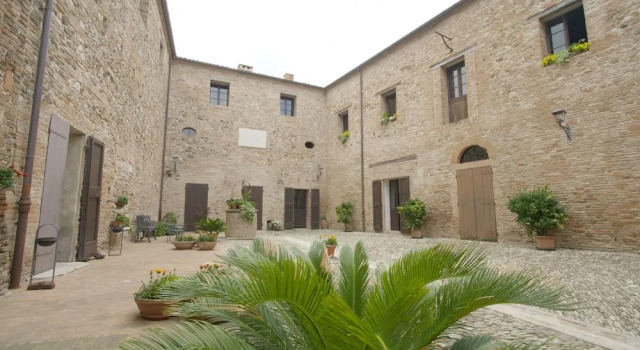 Castello Santarcangelo di Romagna, Забронировать Отель Отели Сантарканджело-ди-Романий с завтраком, Завтраки