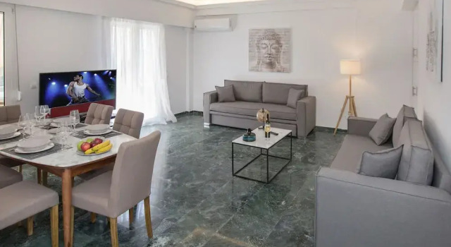 Roomy & Comfortable Apt Near Acropolis by GHH