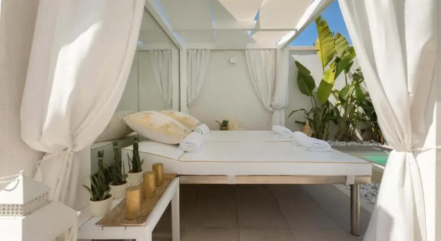 B&B Acquaviva Suite, Book Bed and Breakfast Hoteller i Diso med parkering, Parkering