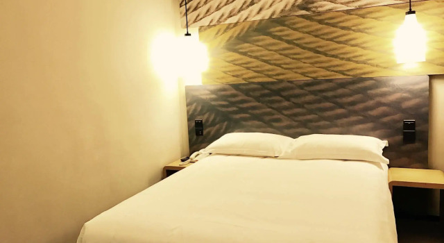 ibis Shanghai Gubei