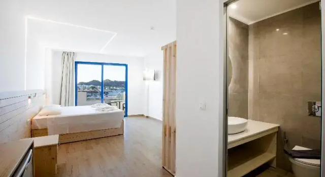 Номер Superior Raffaello Beach Faliraki