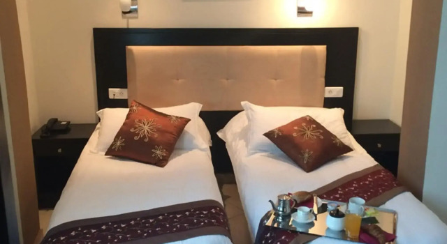 Hotel 2 Horloges, Book Hotel 3-stjernede hoteller i Oran, 3*