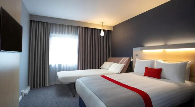 Двухместный номер Standard Holiday Inn Express Cheltenham by IHG