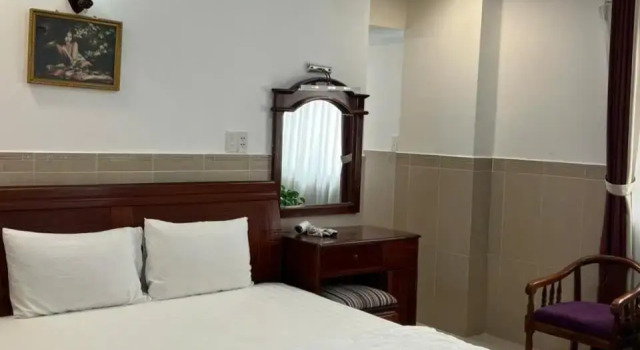 Phung Ha Vung Tau Hotel, Забронировать Отель Отели Вунгтау с парковкой, рядом с Статуя Иисуса Христа, Парковка