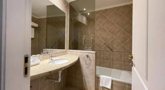 Трёхместный номер Standard Hotel Nahuel Huapi