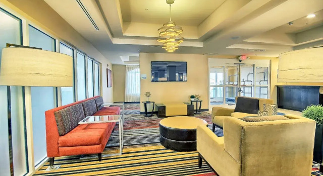 Holiday Inn Express & Suites New Martinsville by IHG, Varaa Hotelli New Martinsville Länsi-Virginia