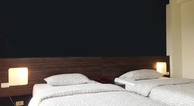 Двухместный номер Standard с балконом White Palace Bangkok