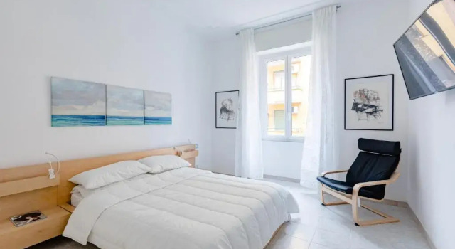 Arezzo Apartment, Metro Bologna e bus per la Sapienza, 4 persone, WiFi, Забронировать Апартаменты/квартира Рим Лацио, рядом с Посольство Австралии в Риме
