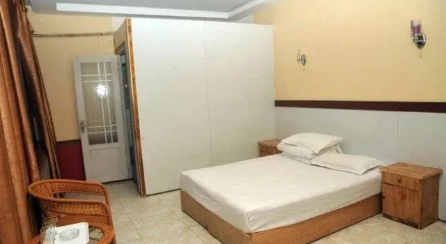 Yinong Business Hotel, Prenota Hotel Hotel a Zibo con parcheggio, Parcheggio